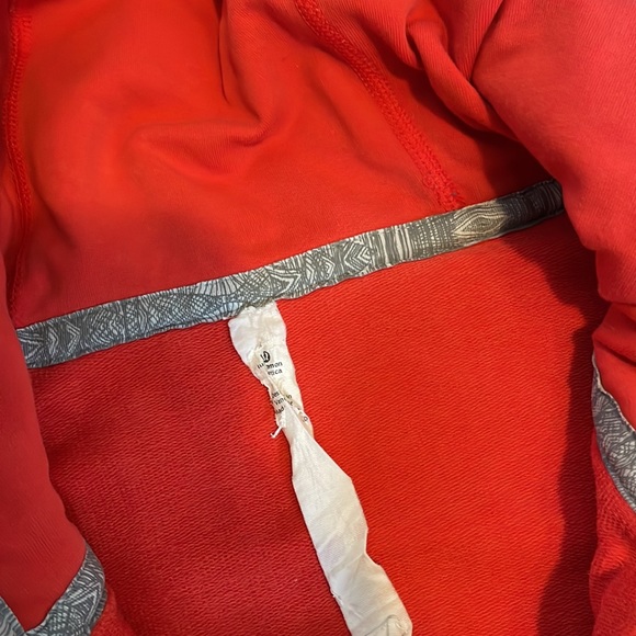 Cableknit lululemon hoodie - Picture 3 of 5